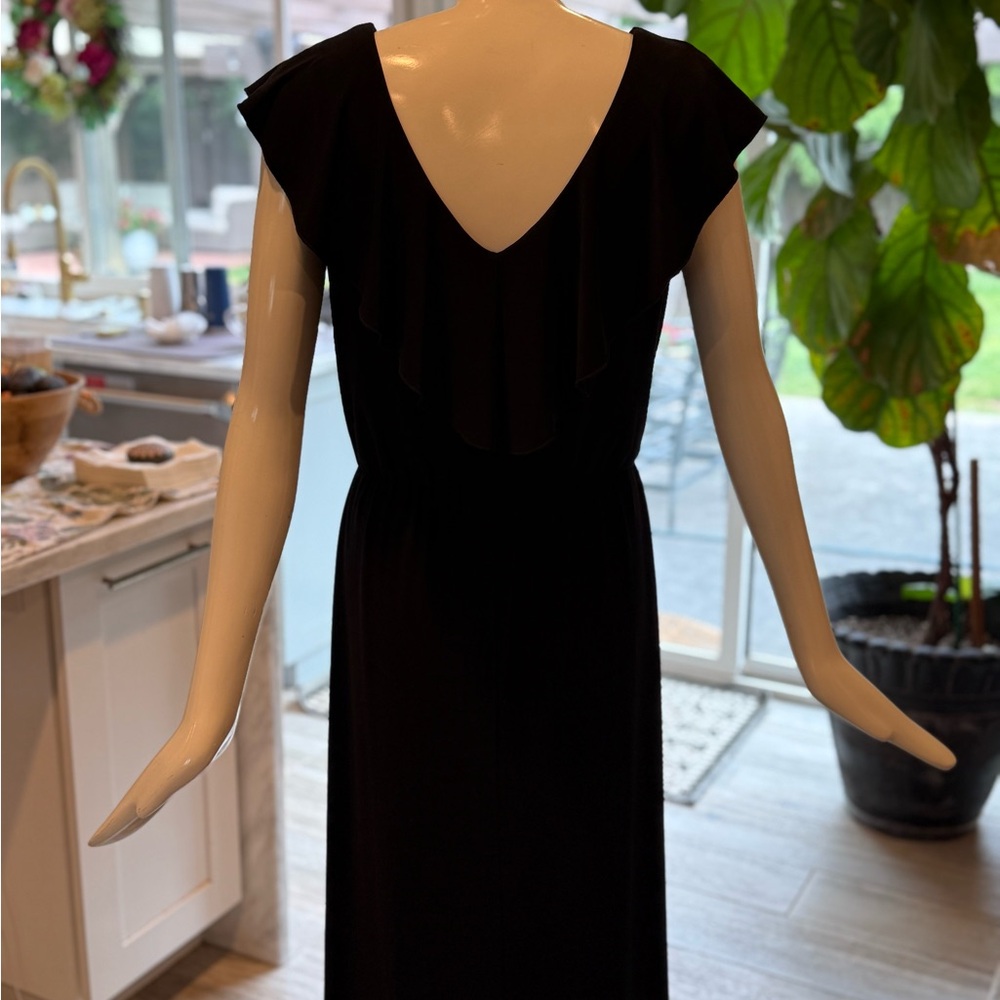Black Ruffled V-Neck Sheath Midi Dress - Picture 4 of 5